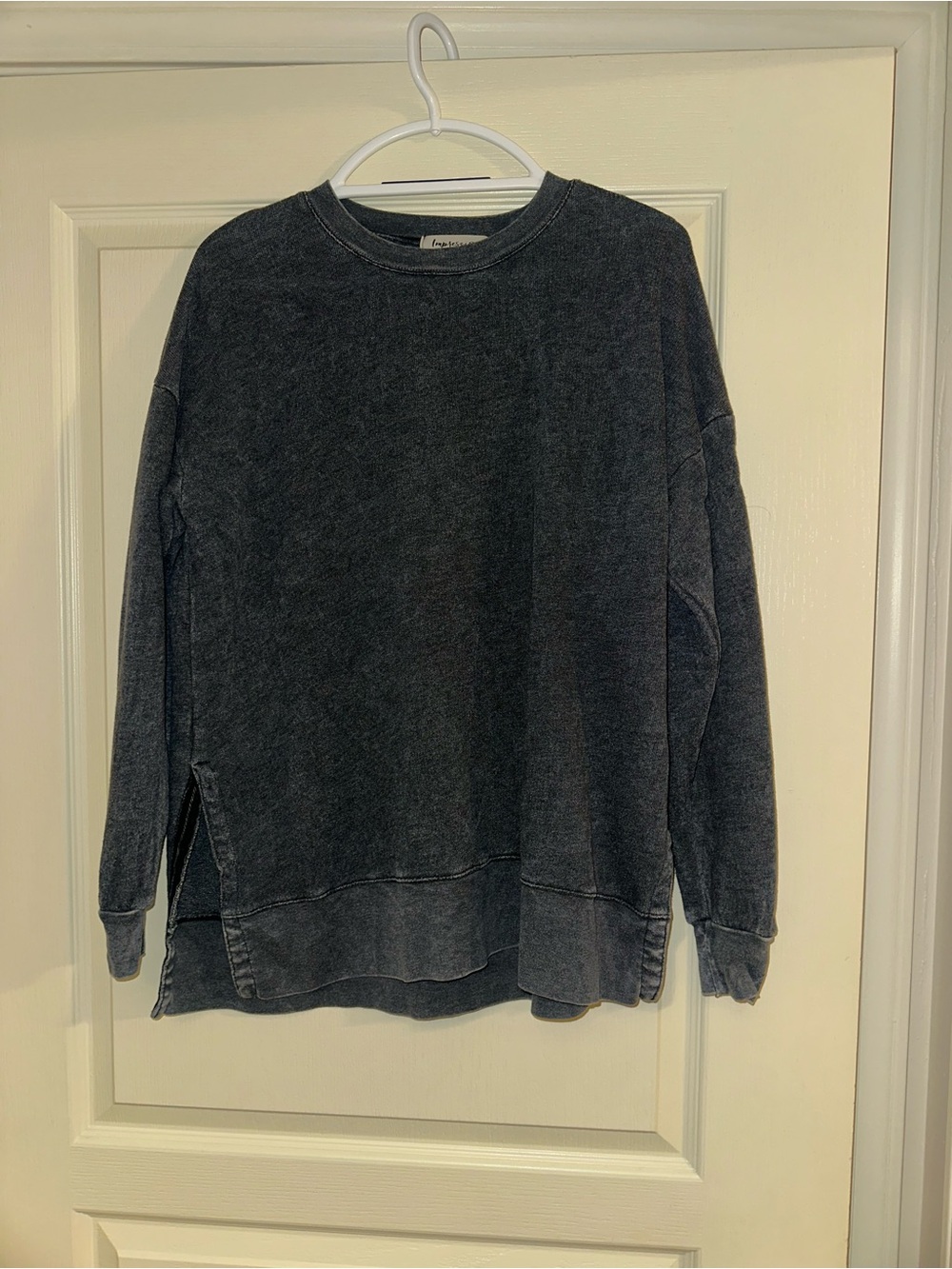Women’s Washed Crewneck Sweater - Charcoal